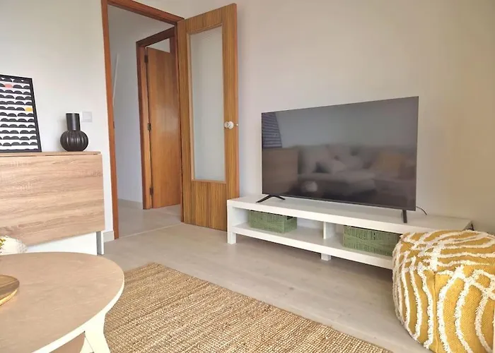 Un Balcon Sobre El Mar *